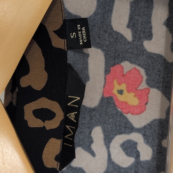 IMAN ANIMAL PRINT CROPPED BLOUSE SIZE SMALL - Picture 4 of 5